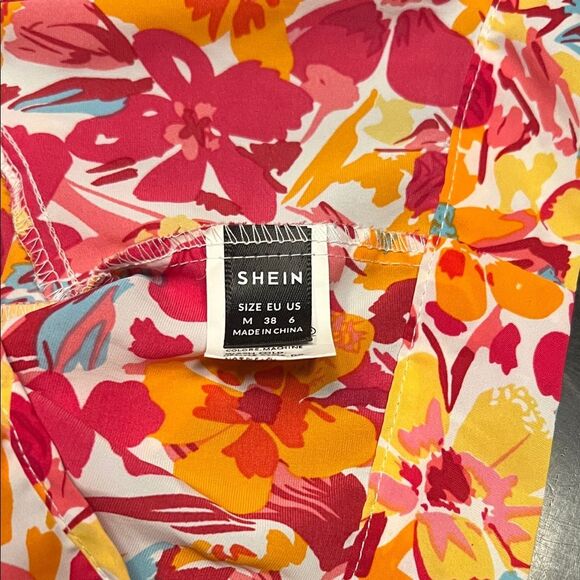 SHEIN Colorful Floral Crop Top and Shorts Set - Picture 7 of 7